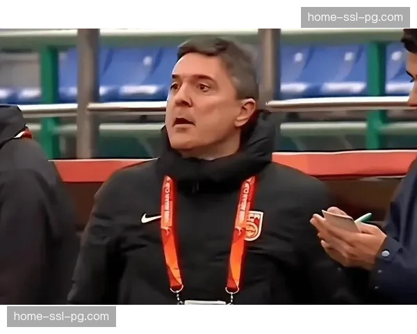 克莱蒙主帅下课，其坚持的传控打法被指“脱离球员能力”