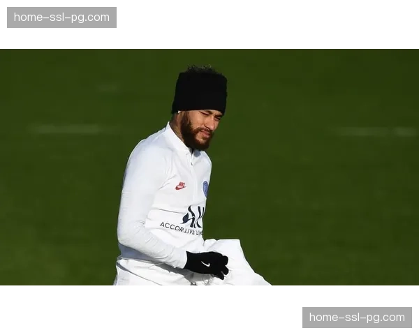 独家：内马尔透露康复进展，目标五月重返巴黎圣日耳曼合练